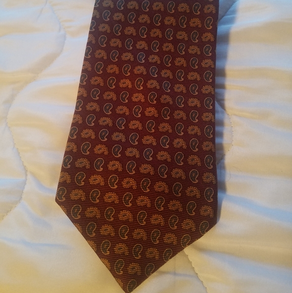 Brooks Brothers paisley patterned ties - Picture 8 of 8